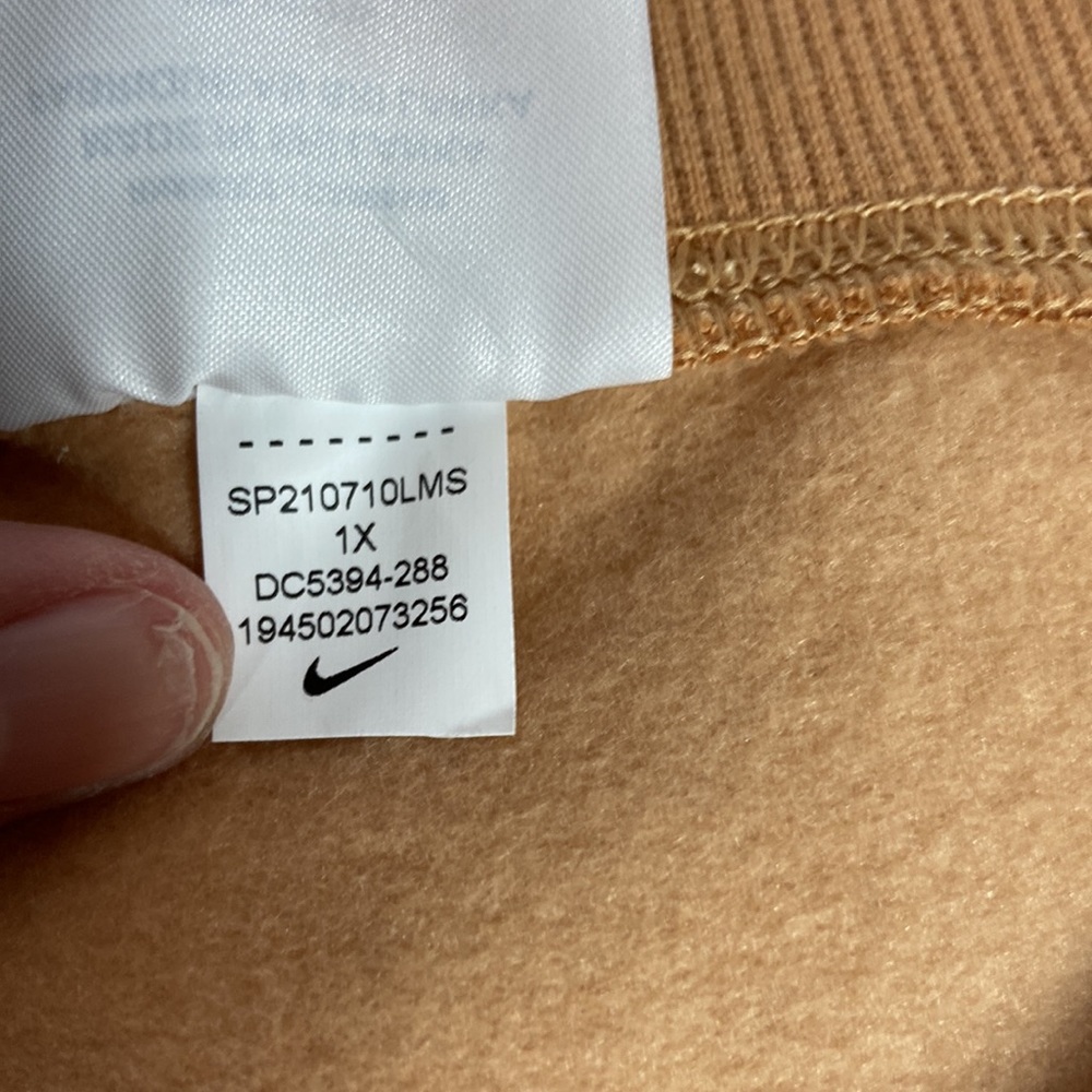 Nike Yoga Luxe Fleece Lined Cropped Pants - Picture 9 of 16